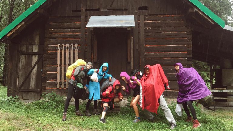 Upršaná sovičkovská chata v Nízkych Tatrách