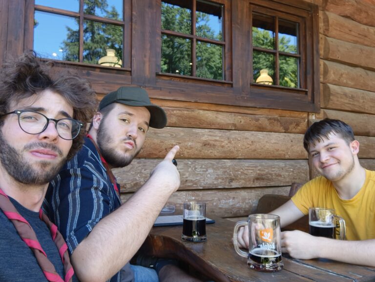 Vodcovia 1.oddielu skautov brata Runca – strieborného vlka